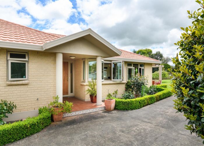  at 11 Wanganui Road, Marton