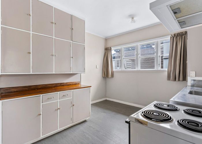  at 31 Cambourne Road, Sandringham, Auckland City, Auckland