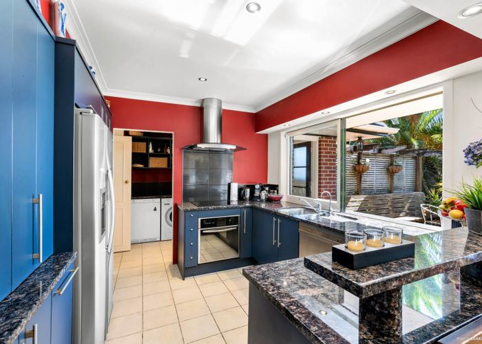  at 46 Red Hills Road, Massey, Auckland