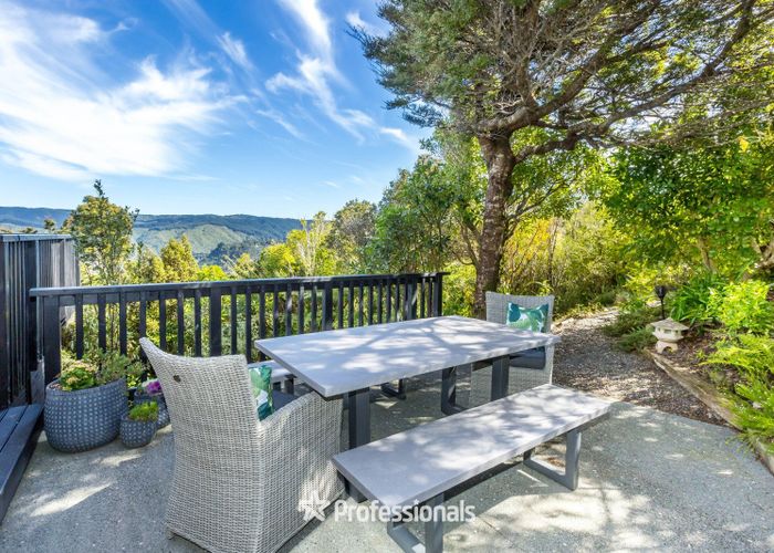  at 83 Mount Marua Way, Mount Marua, Upper Hutt, Wellington