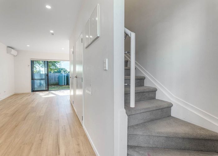  at 13 Eileen Newey Place, Henderson, Waitakere City, Auckland