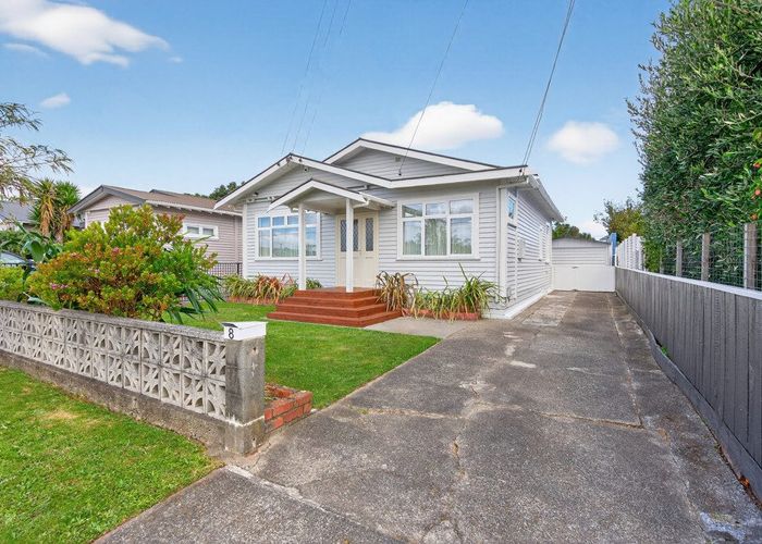  at 8 Ava Street, Petone, Lower Hutt, Wellington