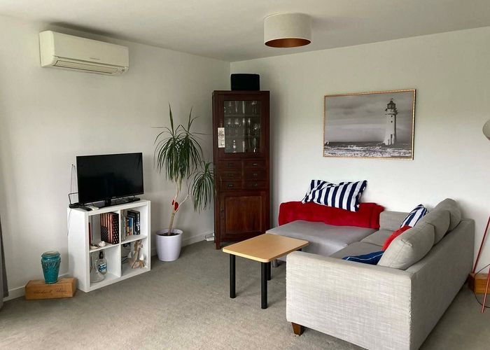  at 194 Cecil Road, Wilton, Wellington