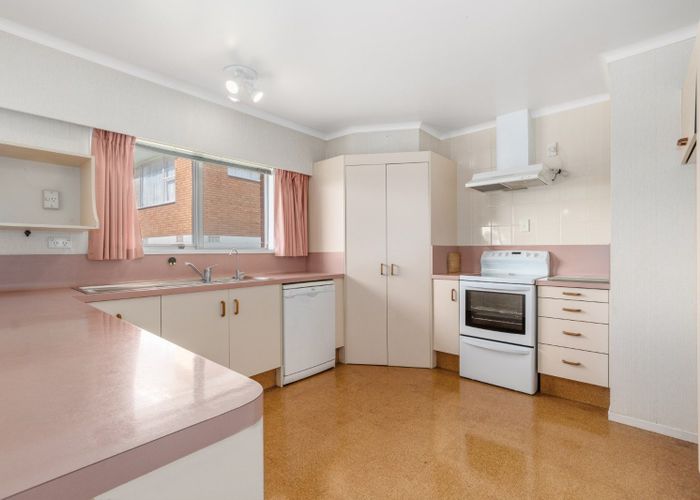  at 4 Carol Place, Otumoetai, Tauranga, Bay Of Plenty