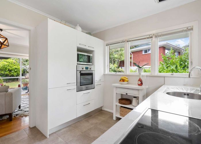  at 1/20 St Peters Street, Northcote, North Shore City, Auckland