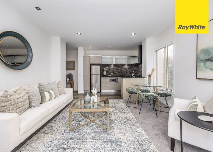  at 32F Point Ridge Avenue, Albany Heights, Rodney, Auckland