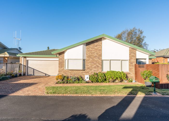  at 6 Longford Court, Forest Lake, Hamilton, Waikato