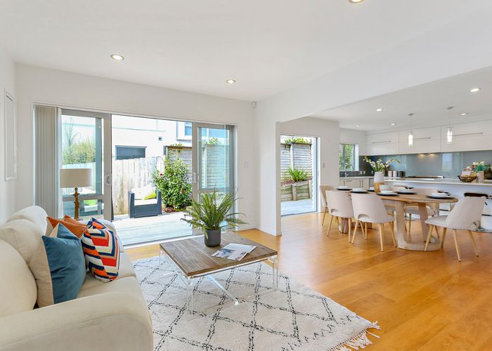  at 50A Beulah Avenue, Rothesay Bay, Auckland