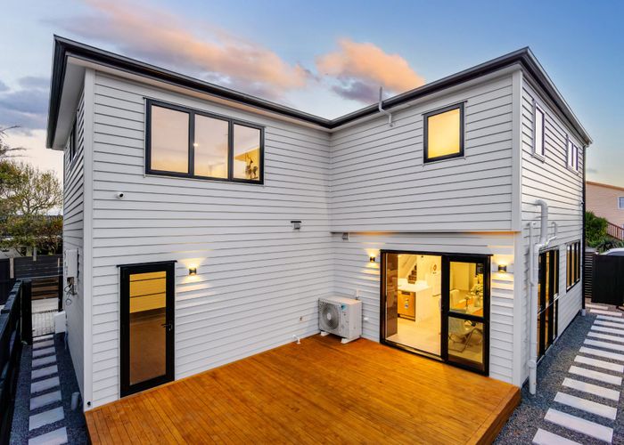  at 1/25 Hedge Row, Sunnyhills, Manukau City, Auckland