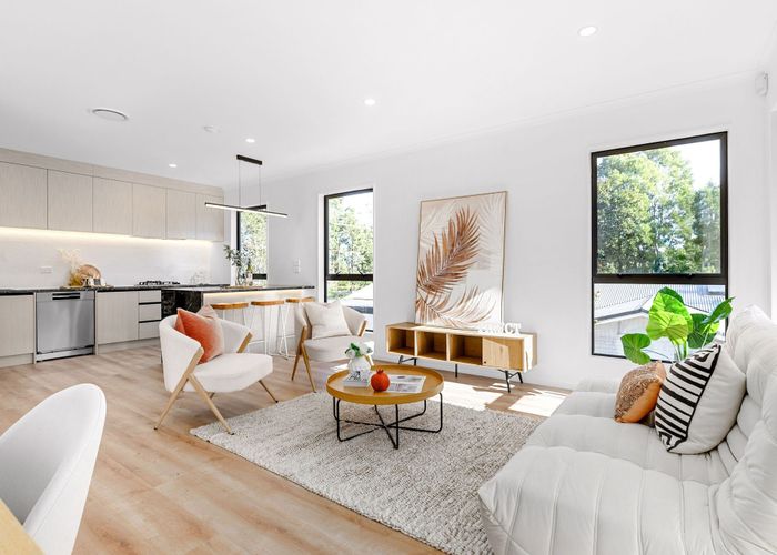  at 2/1082 River Road, Queenwood, Hamilton, Waikato