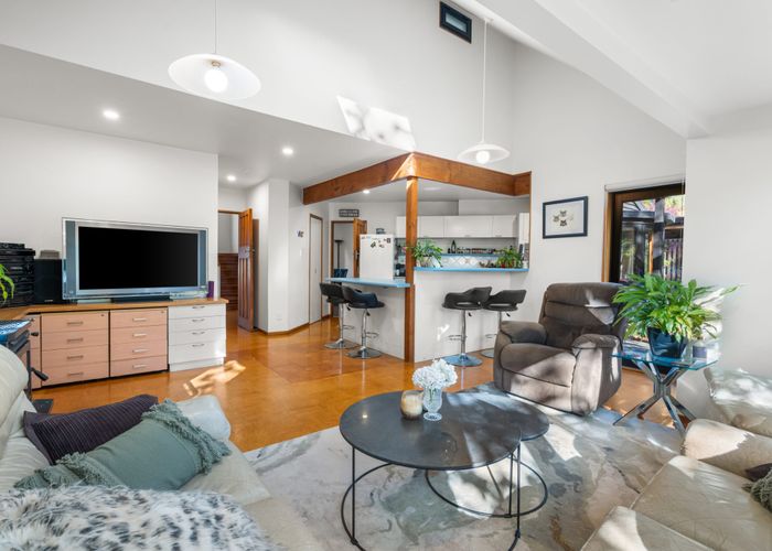  at 15 Stable Court Lane, Spreydon, Christchurch City, Canterbury