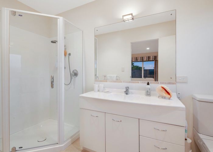  at 14C Stanmore Bay Road, Stanmore Bay, Whangaparaoa