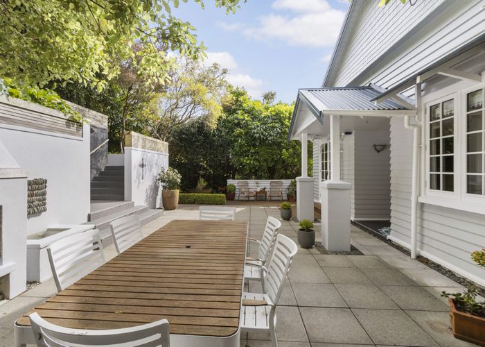  at 30 Anne Street, Wadestown, Wellington