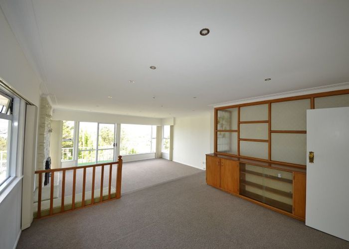  at 27 Chivalry Road, Glenfield, North Shore City, Auckland