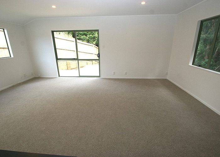  at 6B Mulberry Place, Glenfield, North Shore City, Auckland