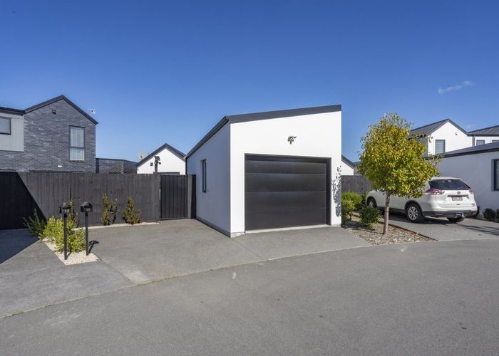  at 15 Eminence Drive, Northwood , Christchurch City, Canterbury
