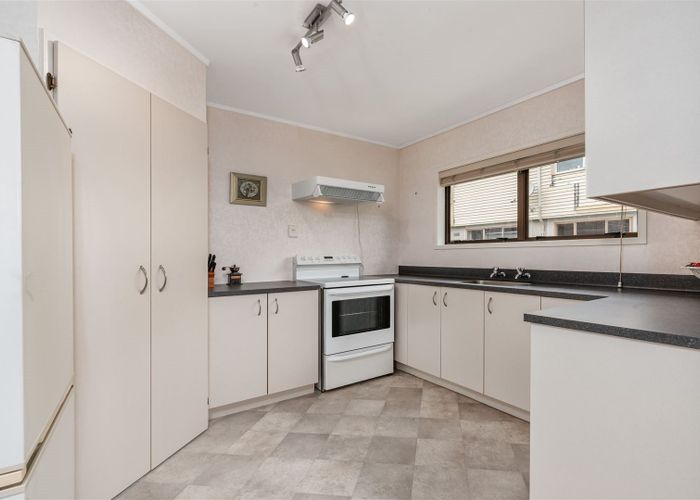  at 1/246 Great North Road, Henderson, Auckland