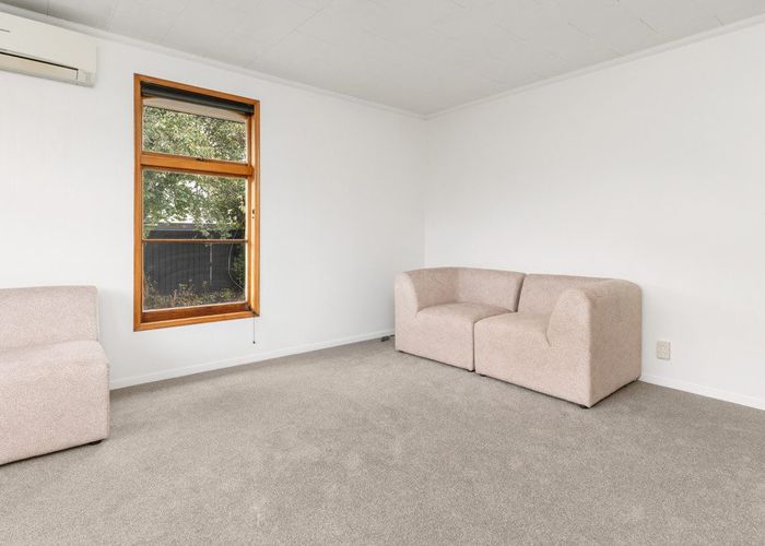  at 2/164 Avonhead Road, Avonhead, Christchurch City, Canterbury