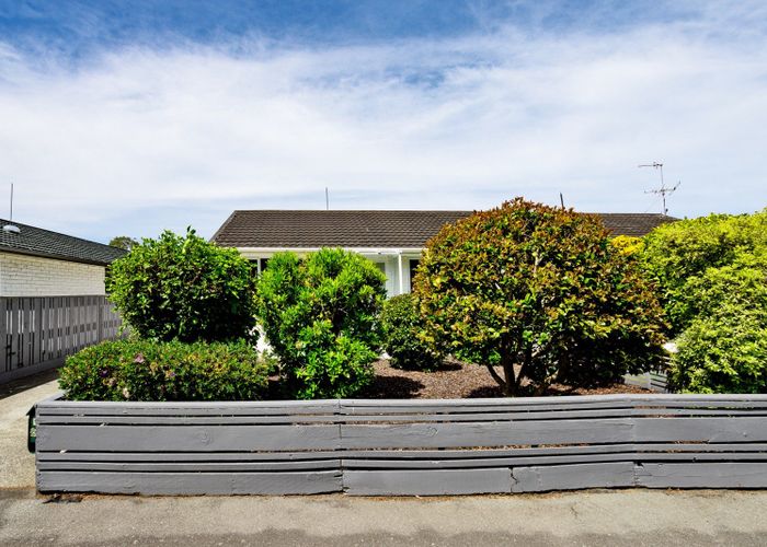  at 1/237 Queens Drive, Windsor, Invercargill