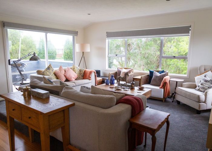  at 6 Boler Place, New Lynn, Auckland