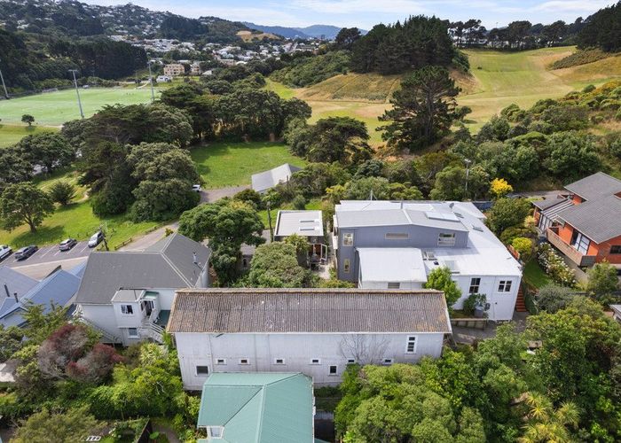  at 1-3/15 Dover Street, Island Bay, Wellington, Wellington