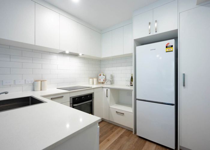  at 40 Tokai Place, Glen Eden, Auckland