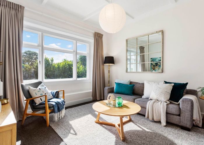  at 1596A Great North Road, Waterview, Auckland