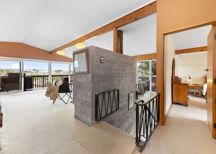  at 1/15 Castaing Crescent, Te Atatu South, Auckland