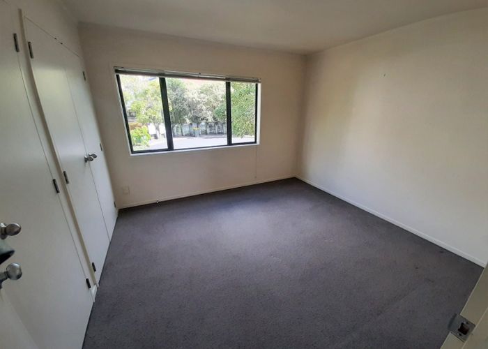  at 53/8 Flynn Street, Birkdale, North Shore City, Auckland