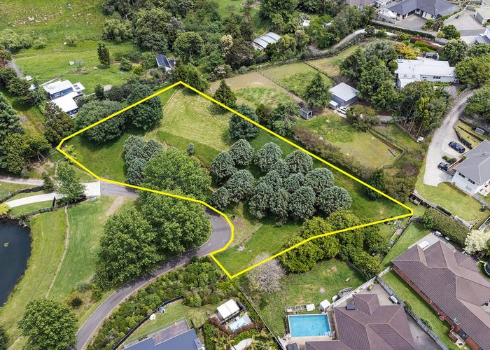  at 8 Flight Valley Way, Welcome Bay, Tauranga