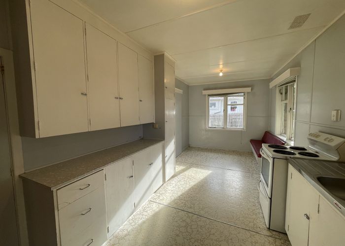  at 8 Kohekohe St, New Lynn, Waitakere City, Auckland