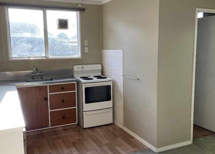  at 404b Main North Road, Redwood, Christchurch City, Canterbury