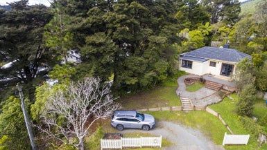  at 1 Wyndham Road, Pinehaven, Upper Hutt