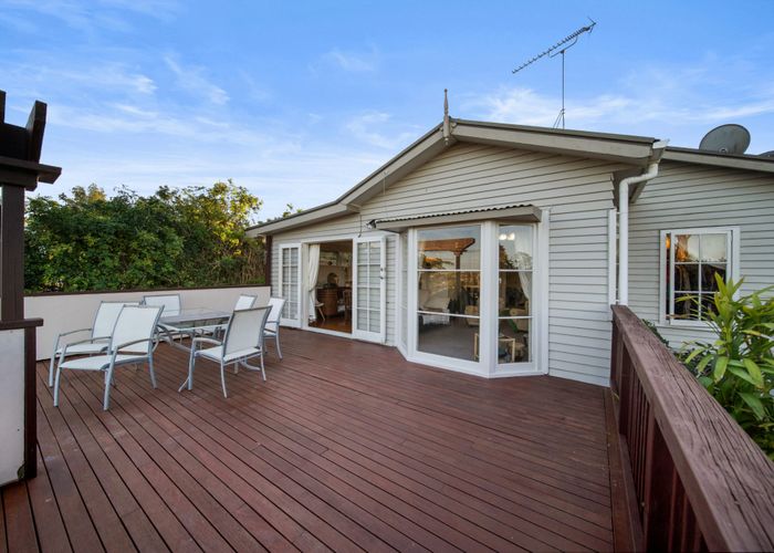 at 23 Pohutukawa Avenue, Shelly Park, Auckland
