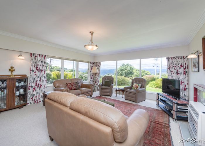  at 39 Maungaraki Road, Korokoro, Lower Hutt