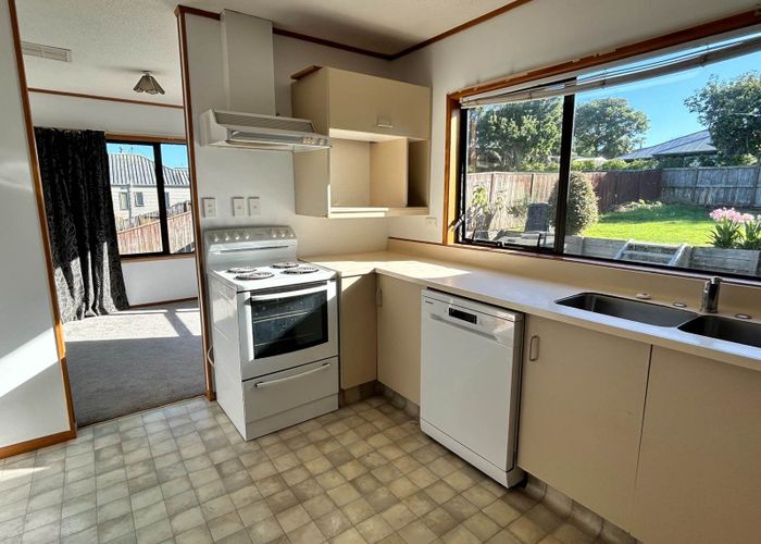  at 39 Kennedy Avenue, Forrest Hill, North Shore City, Auckland