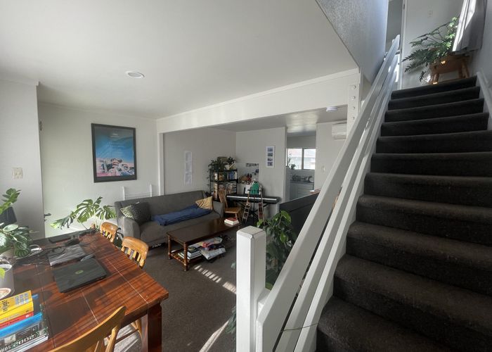  at 1/133 Queens Drive, Lyall Bay, Wellington, Wellington