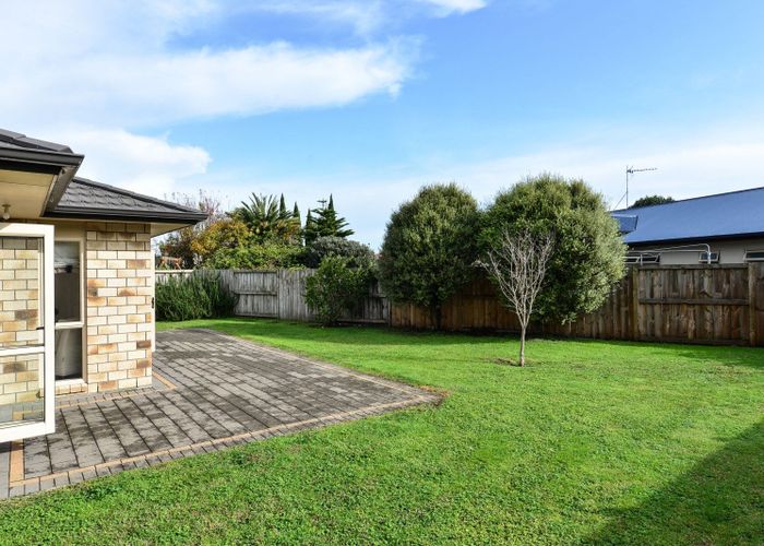  at 2 Wentworth Drive, Rototuna, Hamilton, Waikato