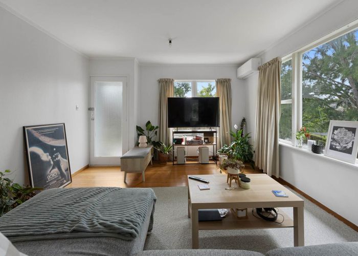  at 4/1058 Great North Road, Point Chevalier, Auckland City, Auckland