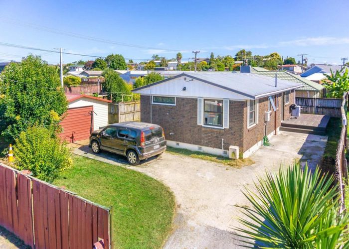  at 1 Thornton Place, Melville, Hamilton, Waikato