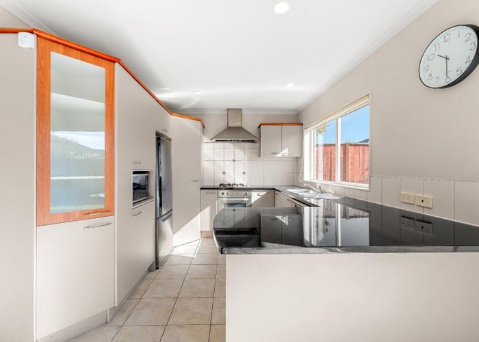  at 42 Lilybank Crescent, Dannemora, Manukau City, Auckland