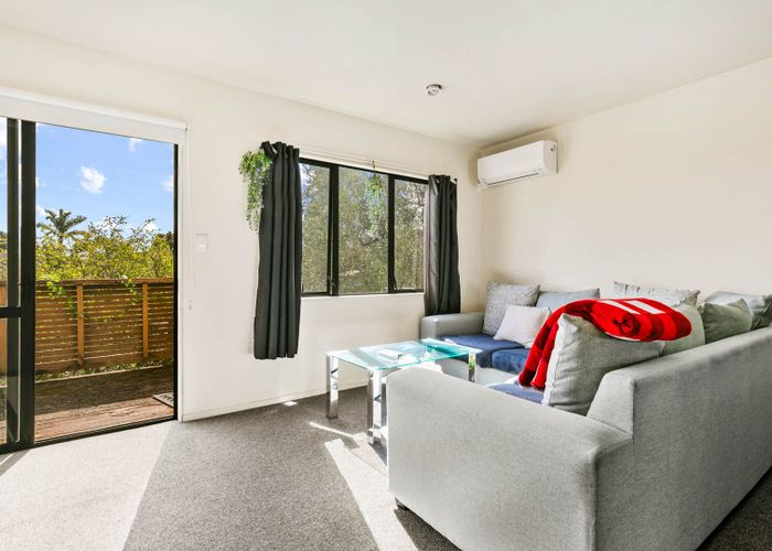  at 7/12 Ambrico Place, New Lynn, Waitakere City, Auckland