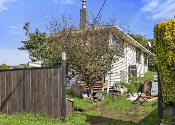  at 77 Mould Street, Waitara, Waitara