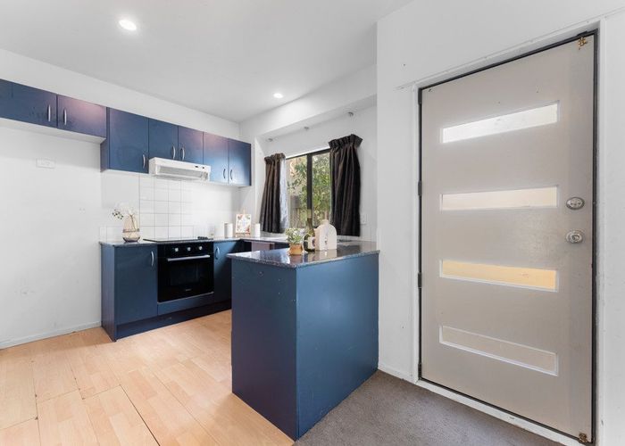  at 49 Rakich Place, Henderson, Waitakere City, Auckland