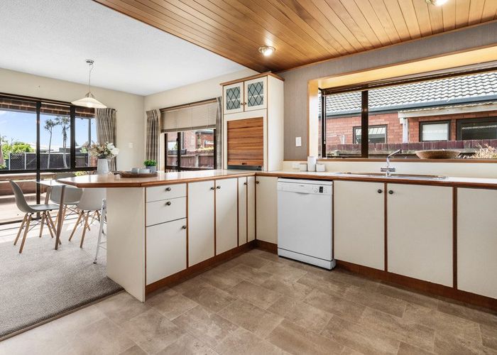  at 39 Munro Street, Redwood, Christchurch City, Canterbury