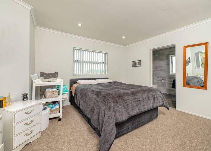  at 6/9 Maru Road, Takanini, Papakura, Auckland