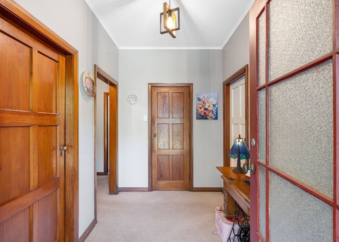  at 105  Anzac Parade, Whanganui East, Whanganui, Manawatu / Whanganui