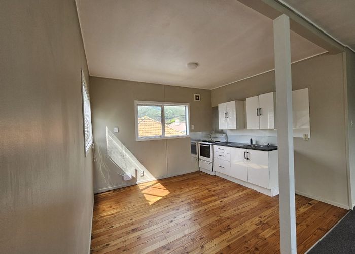  at 3/54 Awamutu Grove, Waiwhetu, Lower Hutt, Wellington