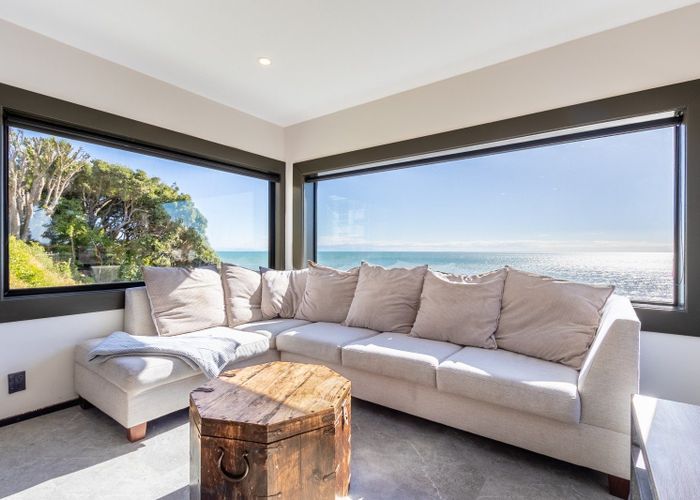 For sale 84 Ames Street, Paekakariki, Kapiti Coast, Wellington