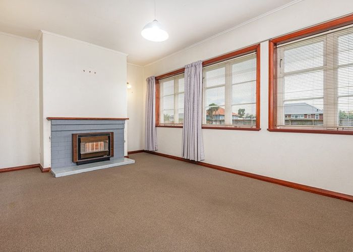  at 44 Frederick Street, Terrace End, Palmerston North, Manawatu / Whanganui